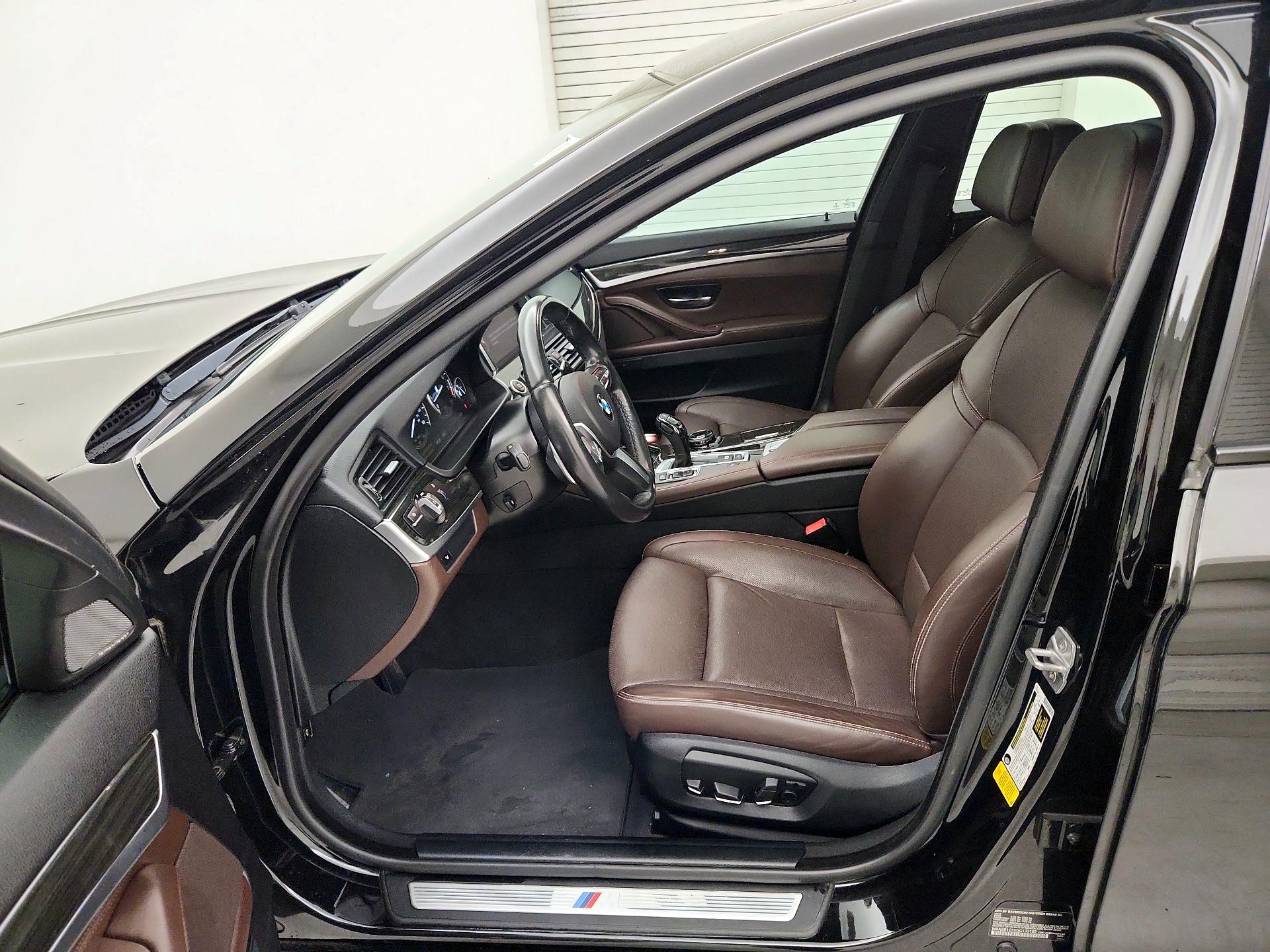 Thumbnail: 2016 BMW 5 Series - 11