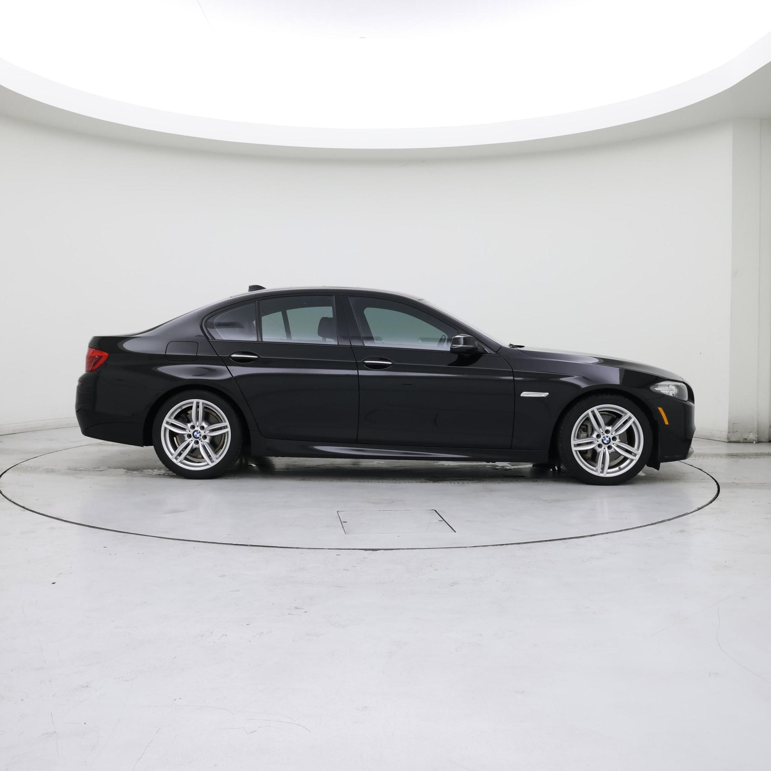 Thumbnail: 2016 BMW 5 Series - 7