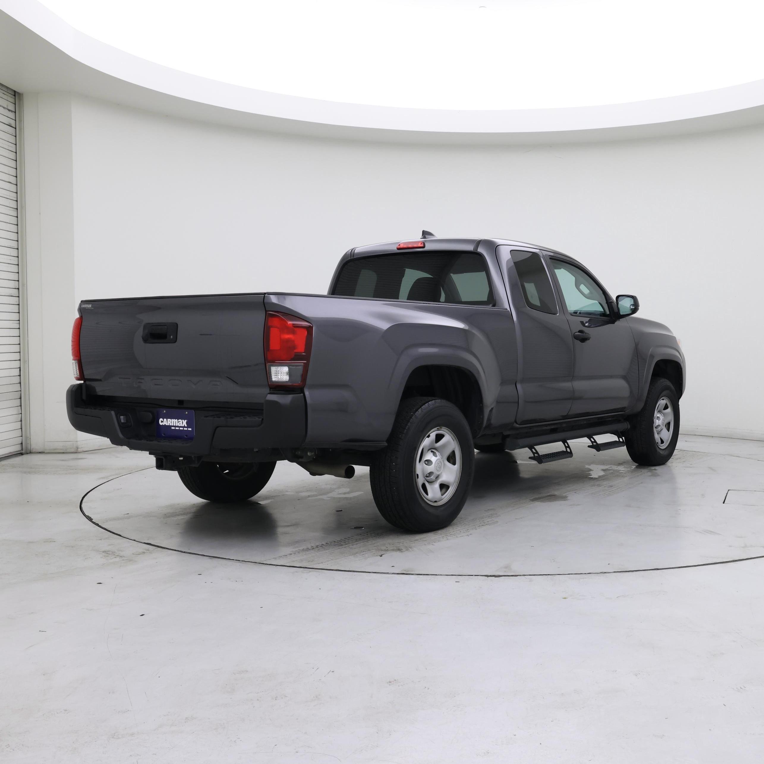 Thumbnail: 2022 Toyota Tacoma - 8