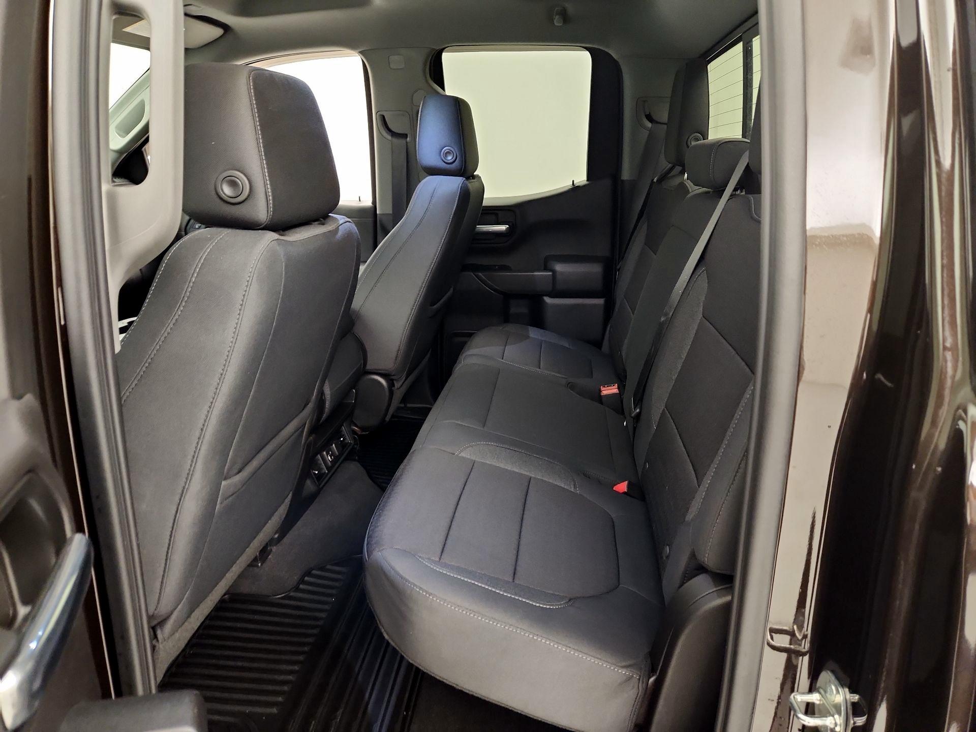 Thumbnail: 2019 Chevrolet Silverado 1500 - 18