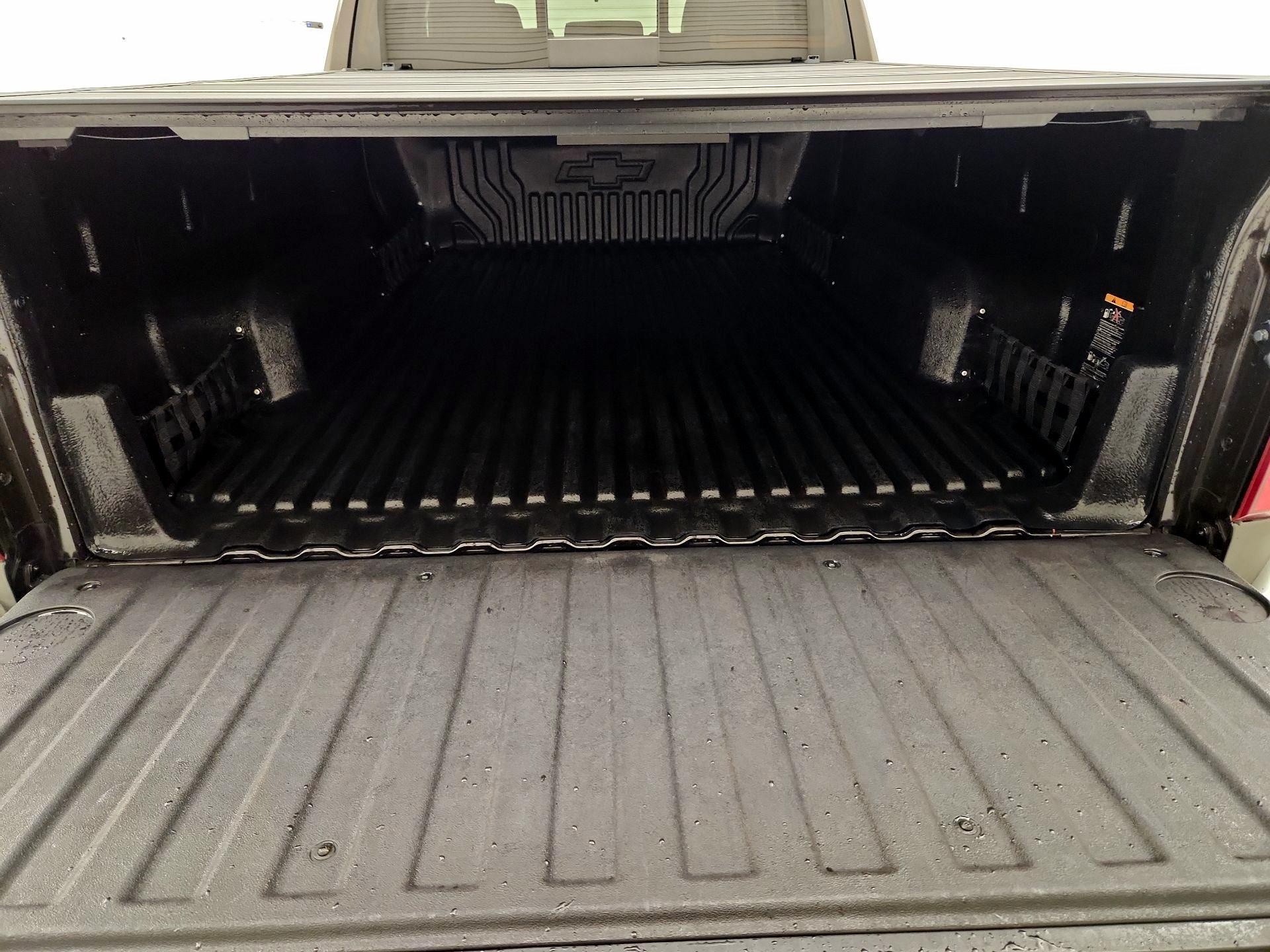 Thumbnail: 2019 Chevrolet Silverado 1500 - 19