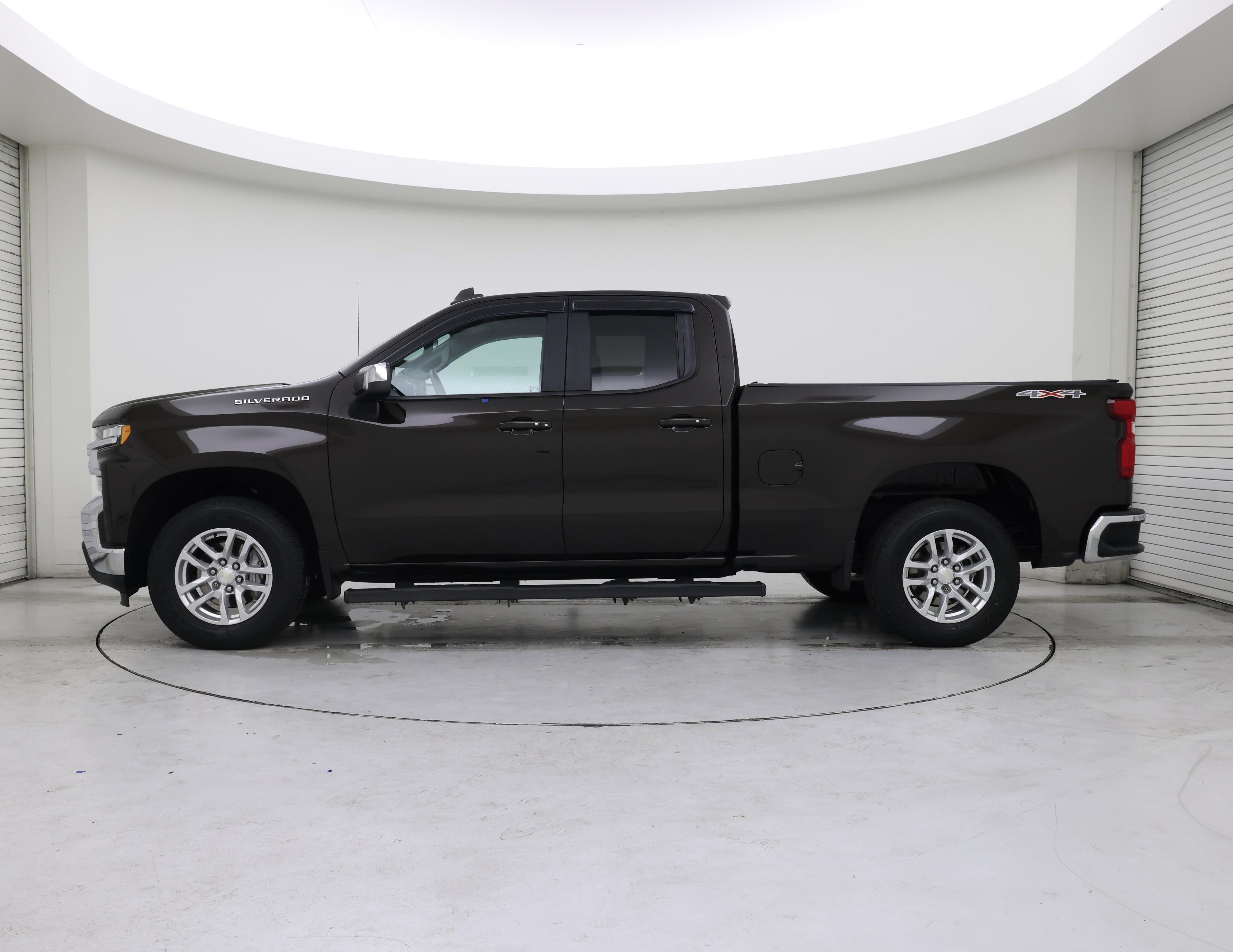 Thumbnail: 2019 Chevrolet Silverado 1500 - 3