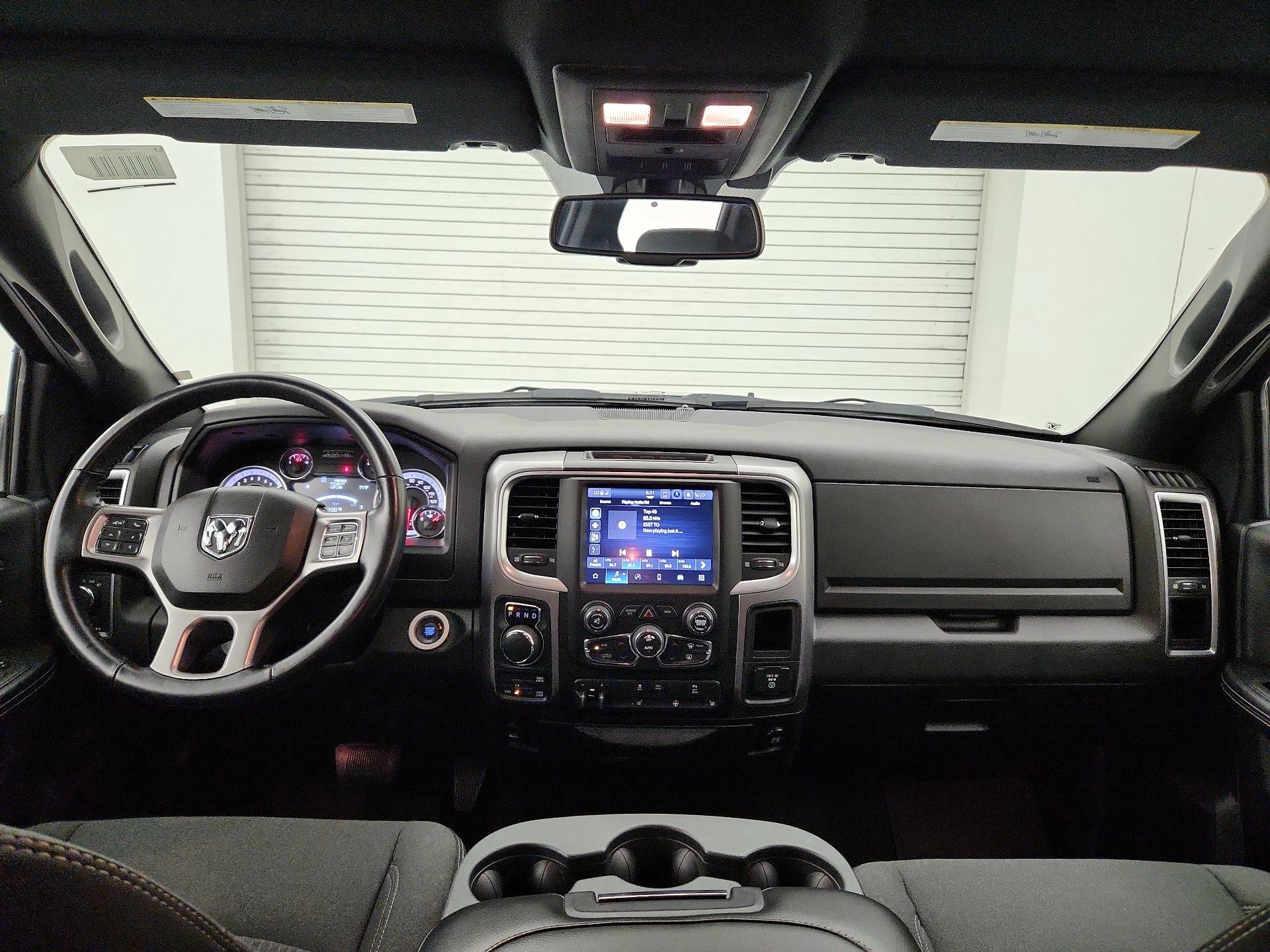 Thumbnail: 2022 RAM 1500 Classic - 9