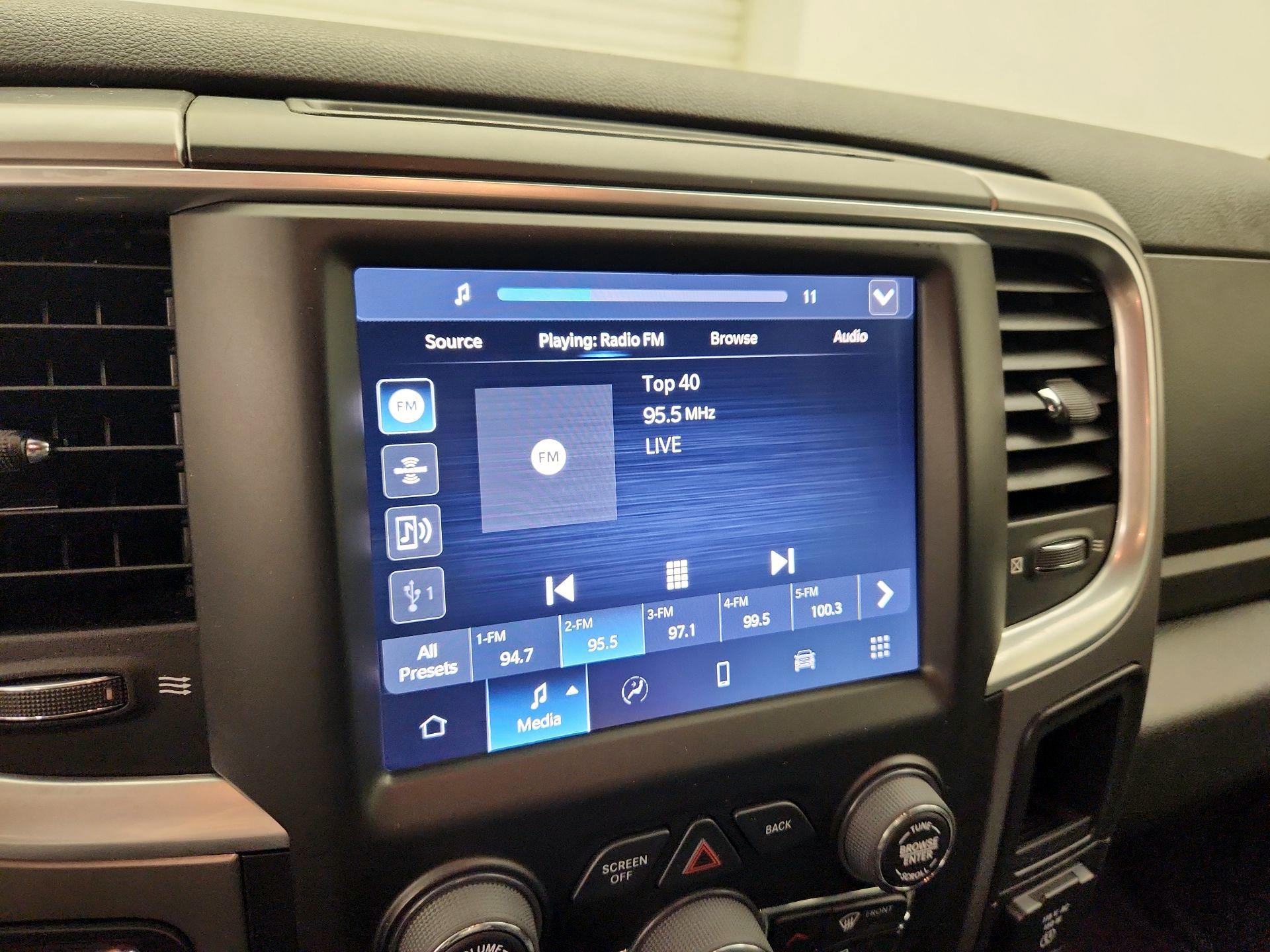 Thumbnail: 2022 RAM 1500 Classic - 15