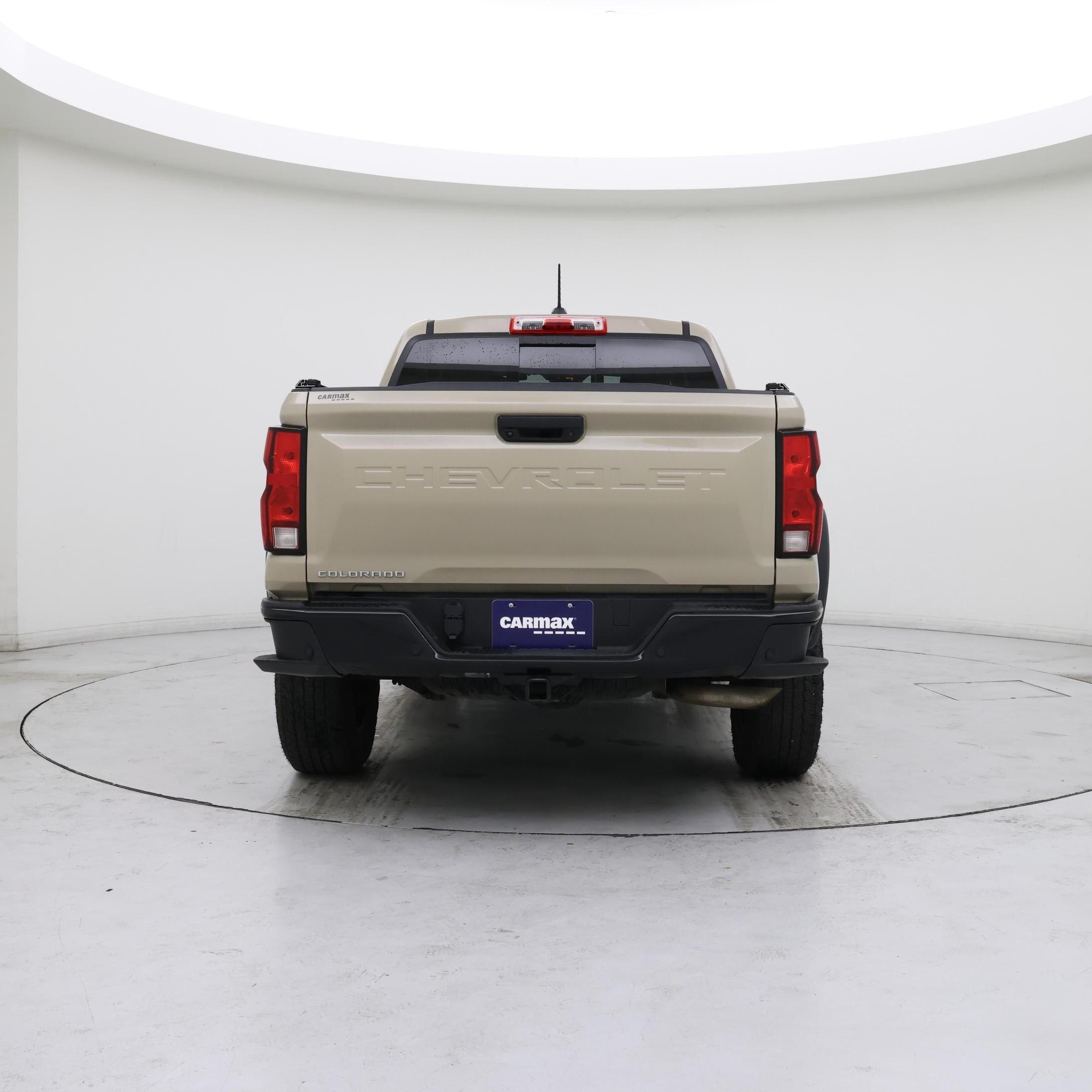 Thumbnail: 2023 Chevrolet Colorado - 6