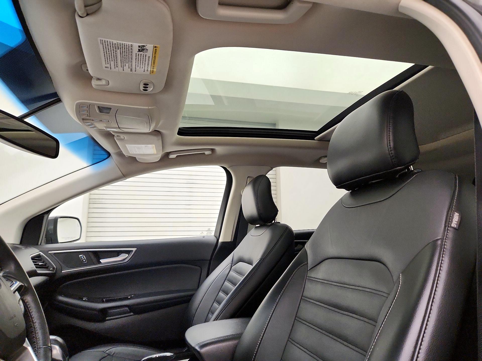 Thumbnail: 2017 Ford Edge - 20