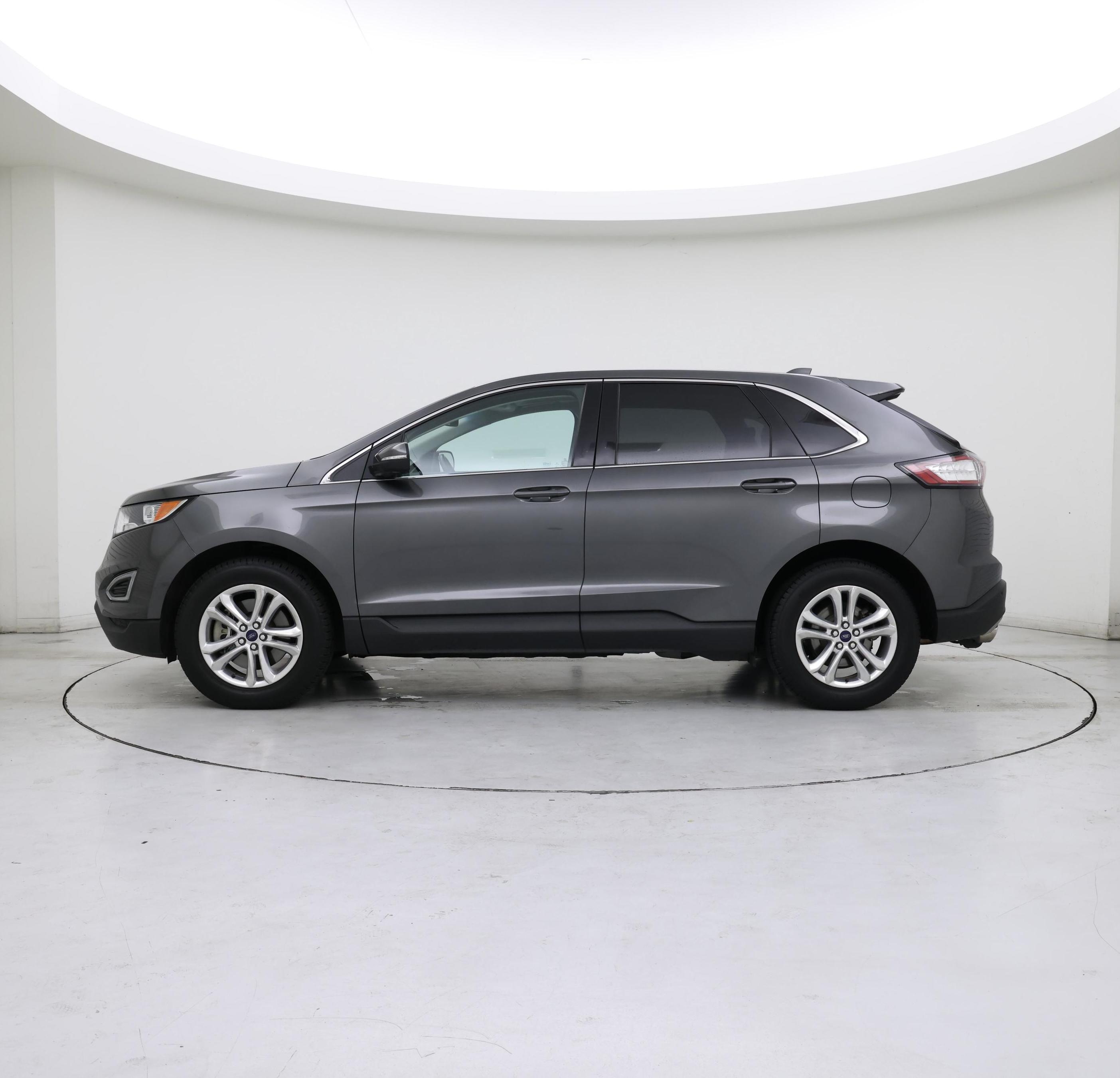 Thumbnail: 2017 Ford Edge - 3