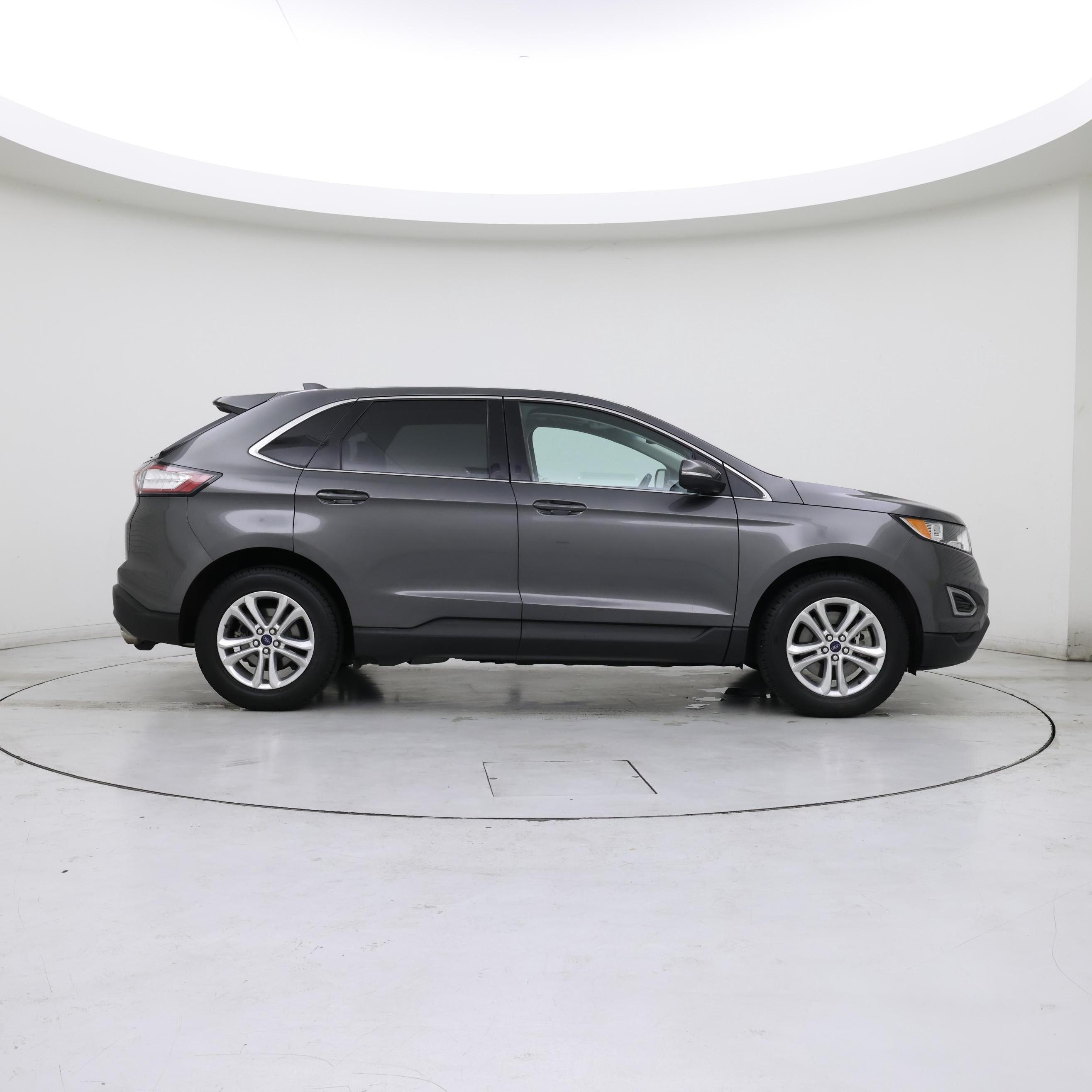 Thumbnail: 2017 Ford Edge - 7