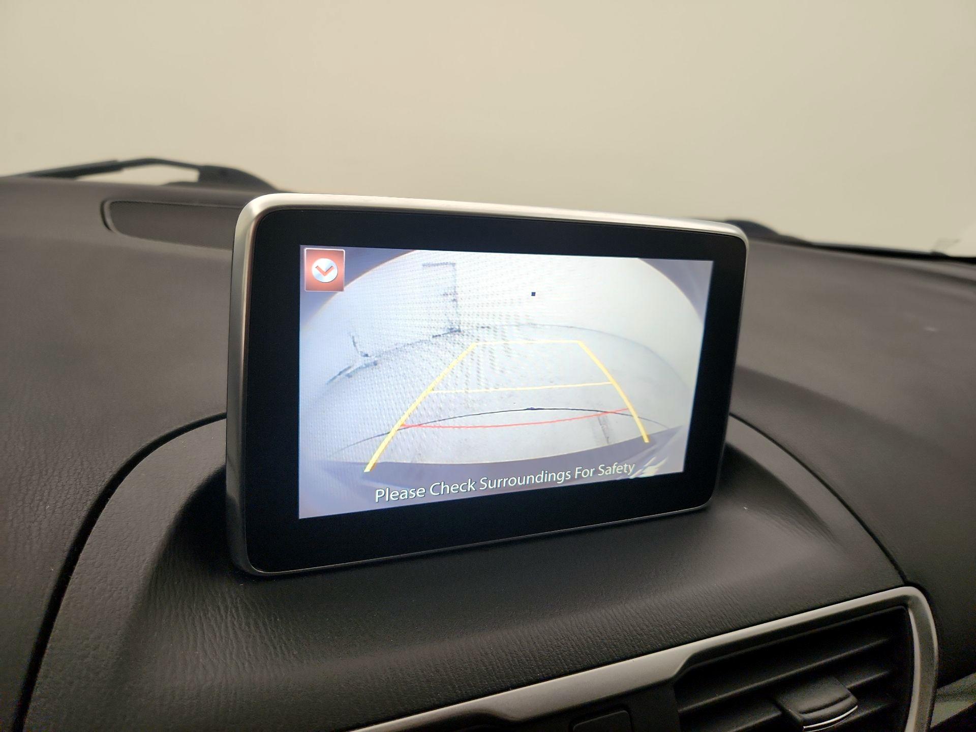 Thumbnail: 2016 Mazda Mazda3 - 14
