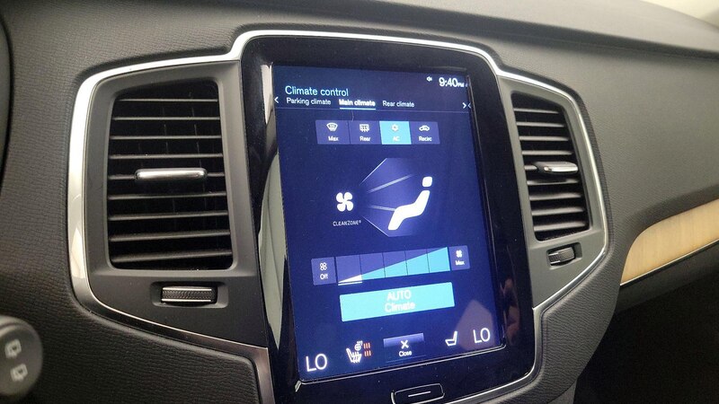 2022 Volvo XC90 T8 Inscription 16