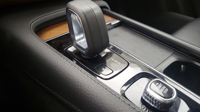 2022 Volvo XC90 T8 Inscription 17