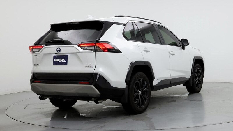 2023 Toyota RAV4 SE 8