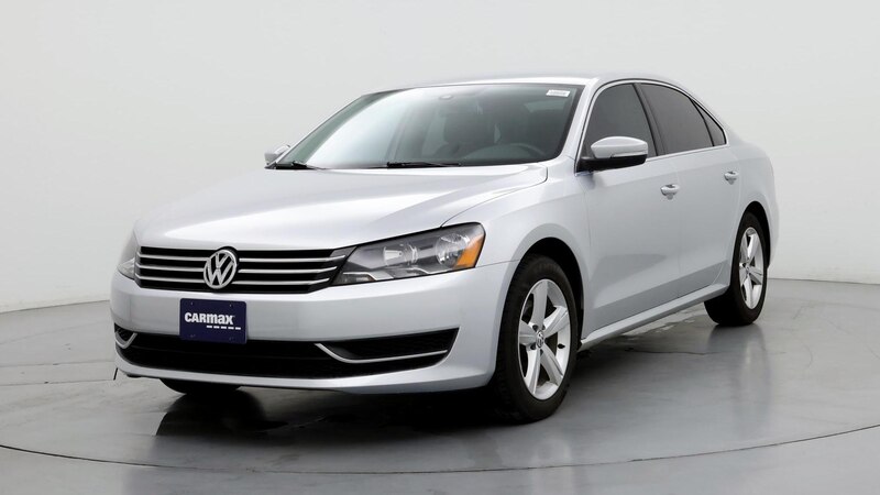 2014 Volkswagen Passat SE 4