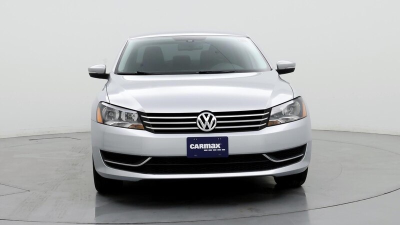 2014 Volkswagen Passat SE 5