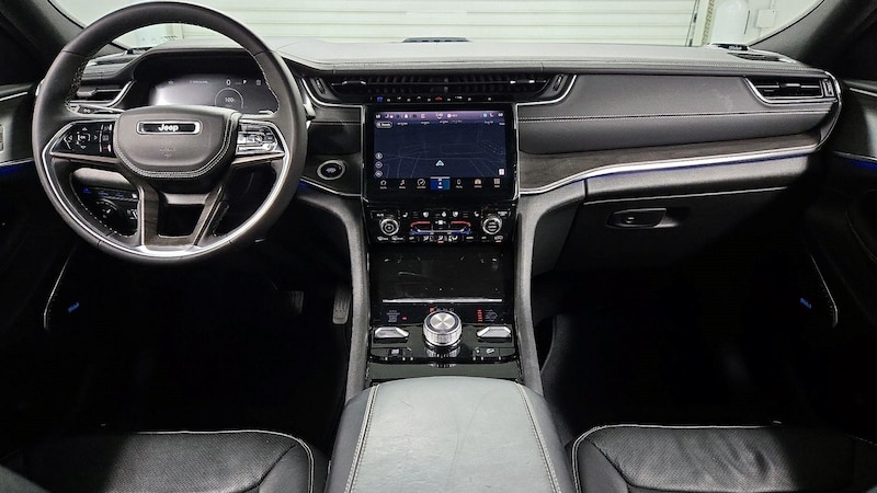 2023 Jeep Grand Cherokee Overland 4xe 9