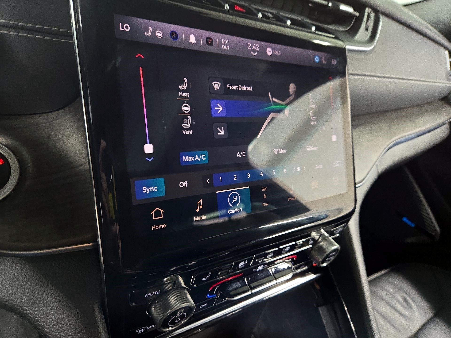 Thumbnail: 2023 Jeep Grand Cherokee - 17