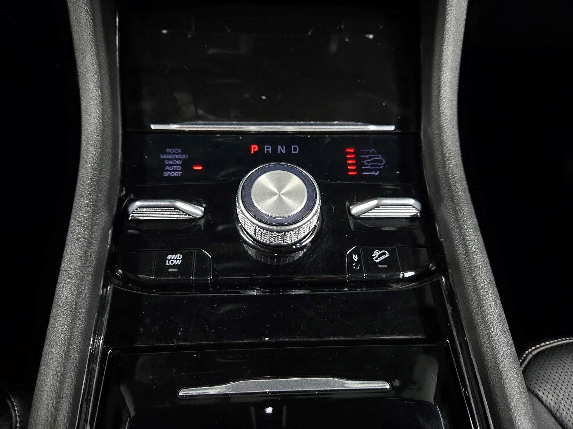 Thumbnail: 2023 Jeep Grand Cherokee - 18