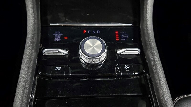 2023 Jeep Grand Cherokee Overland 4xe 18