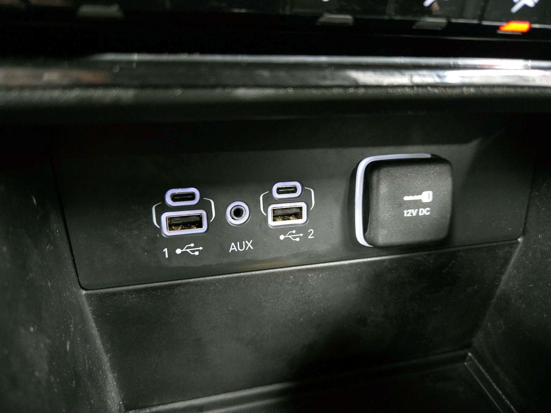 Thumbnail: 2023 Jeep Grand Cherokee - 19