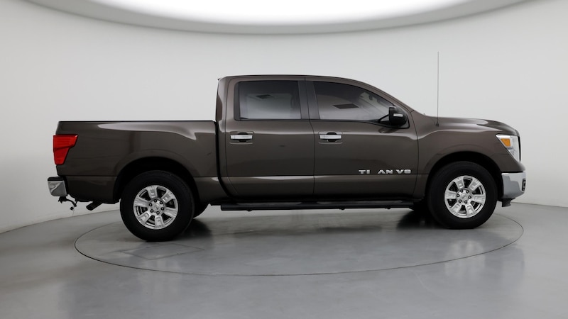 2019 Nissan Titan SV 7