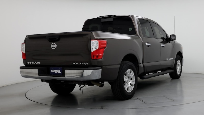 2019 Nissan Titan SV 8