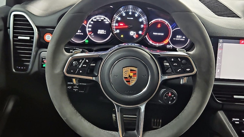 2019 Porsche Cayenne S 10