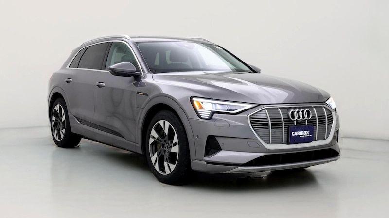 2021 Audi e-tron Prestige Hero Image