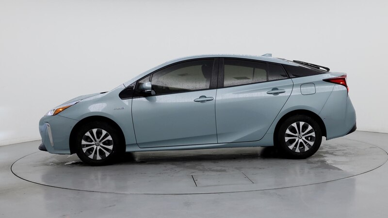 2019 Toyota Prius XLE 3