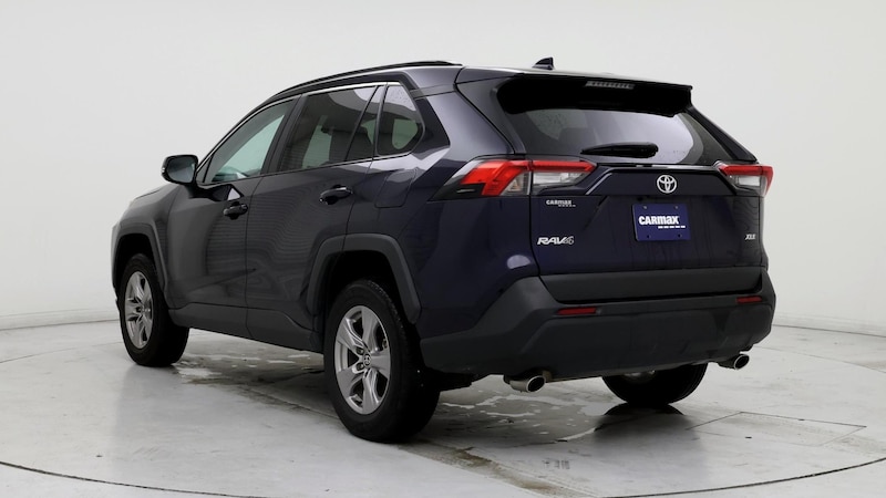 2022 Toyota RAV4 XLE 2