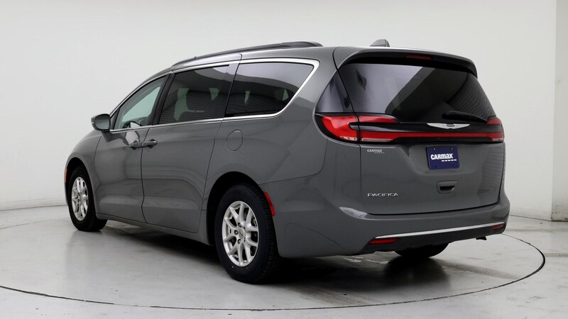 2022 Chrysler Pacifica Touring L 2