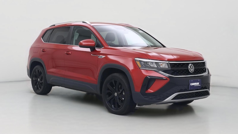 2022 Volkswagen Taos SE Hero Image
