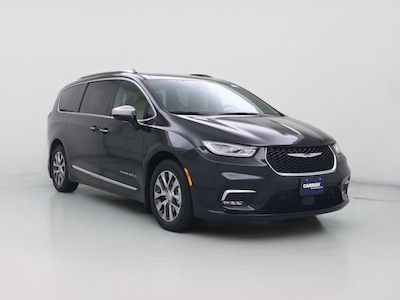 2023 Chrysler Pacifica Hybrid Pinnacle -
                Beaverton, OR