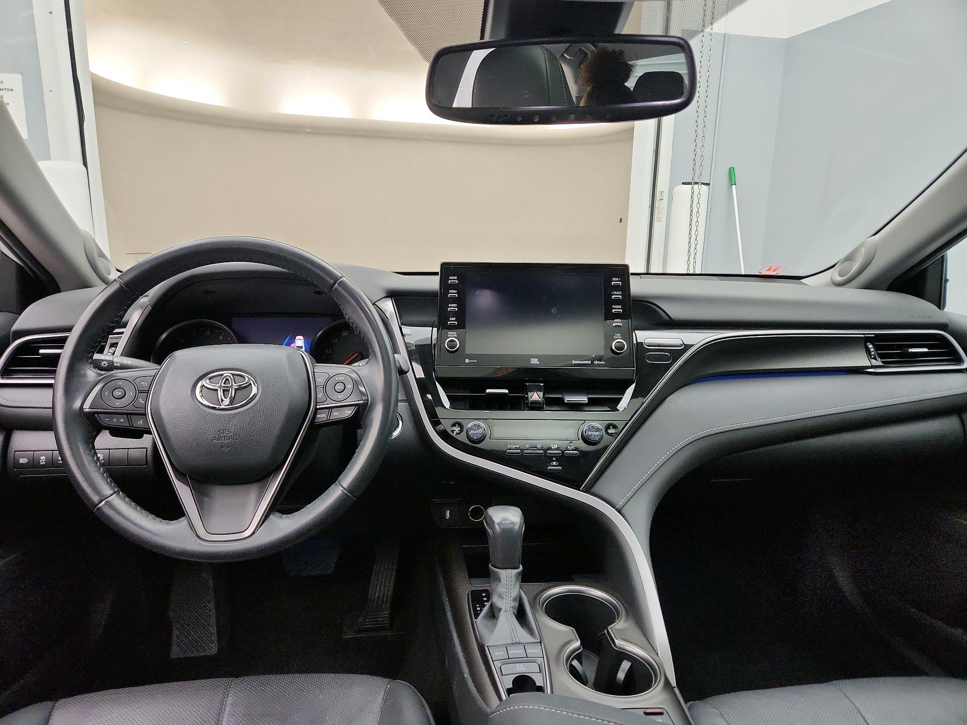 Thumbnail: 2022 Toyota Camry - 9