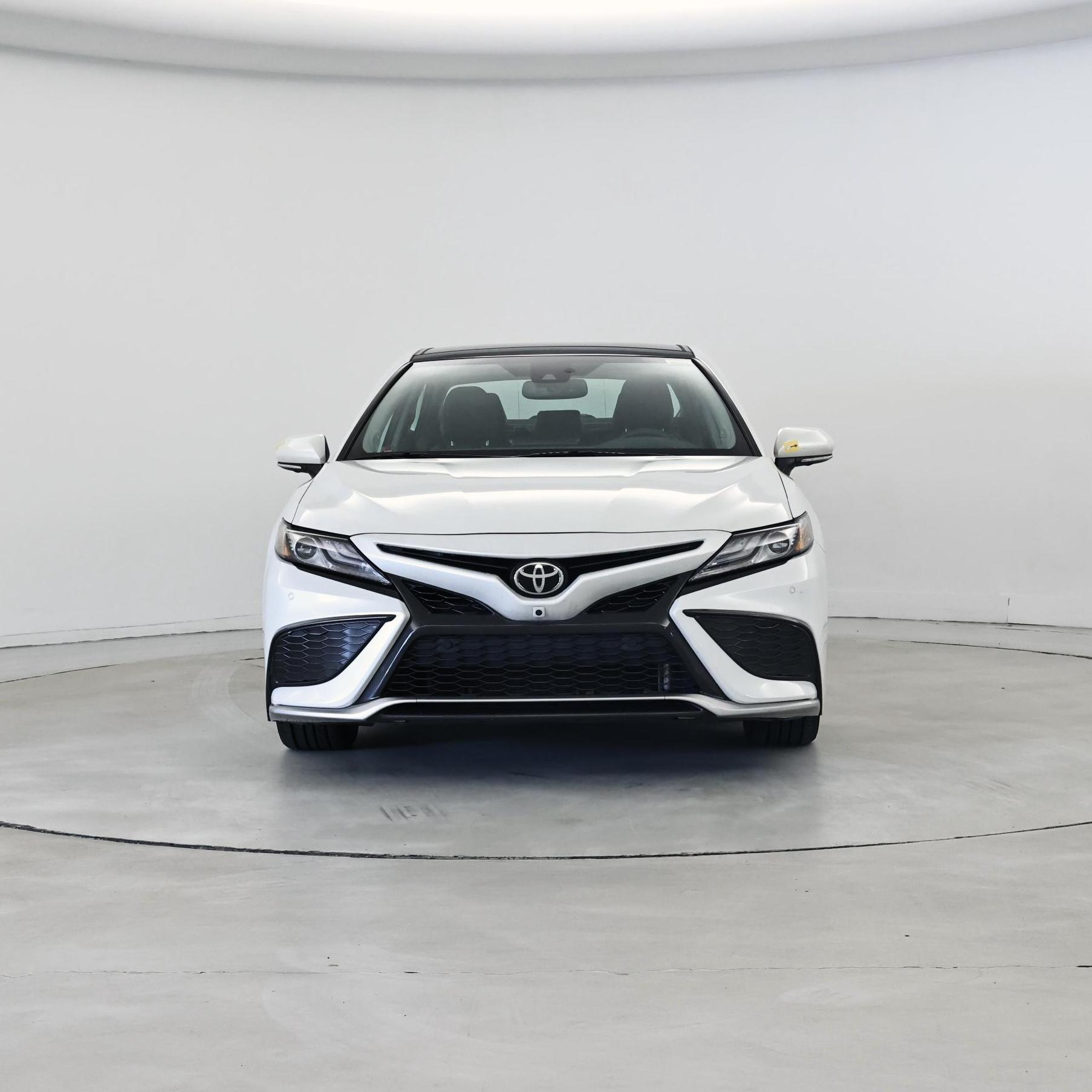 Thumbnail: 2022 Toyota Camry - 5