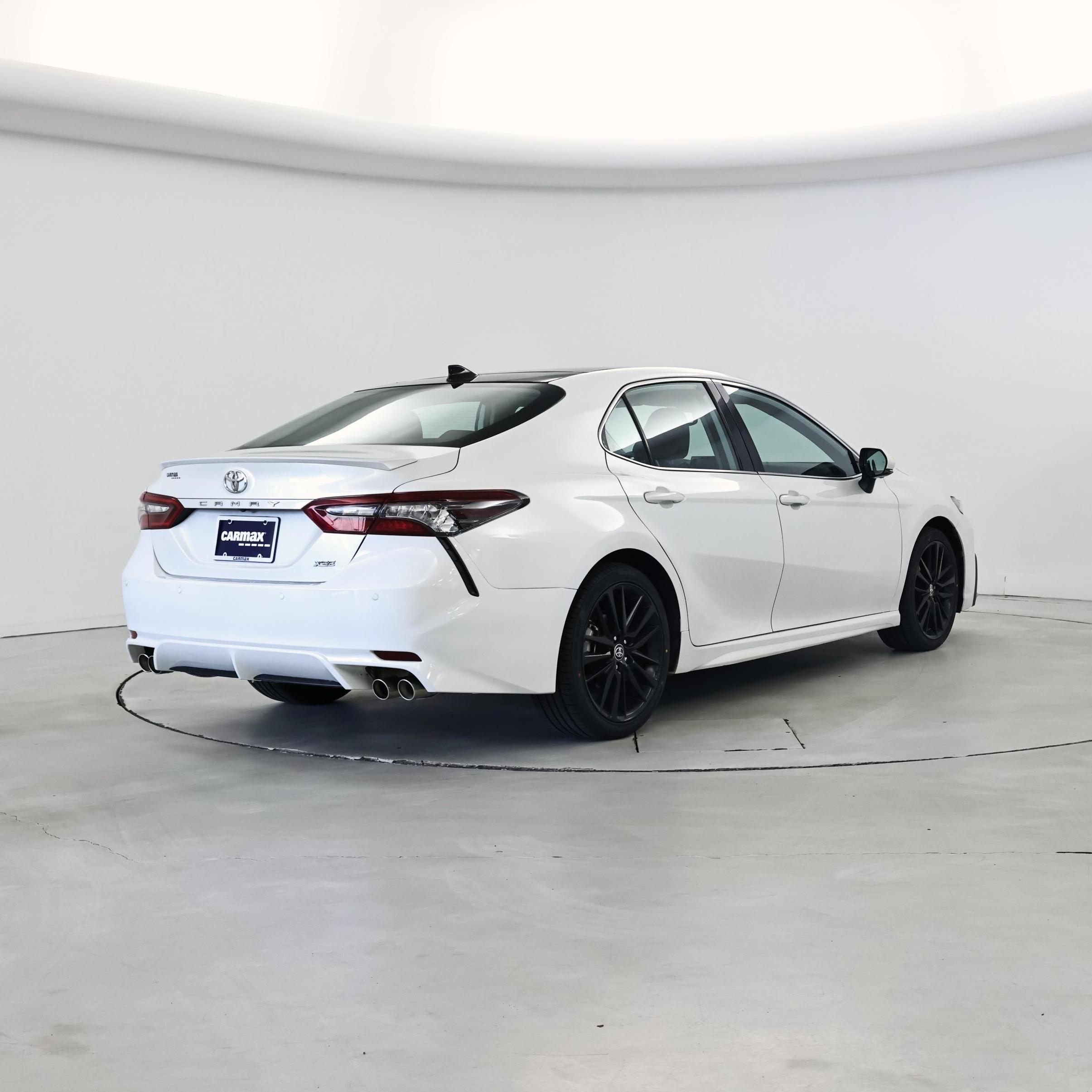 Thumbnail: 2022 Toyota Camry - 8