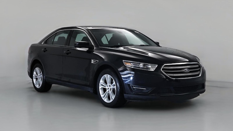 2018 Ford Taurus SEL Hero Image