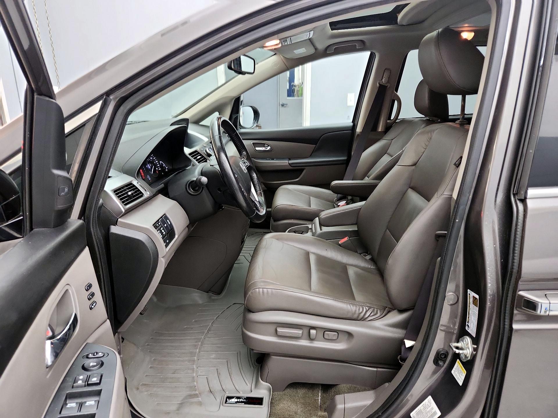 Thumbnail: 2015 Honda Odyssey - 11