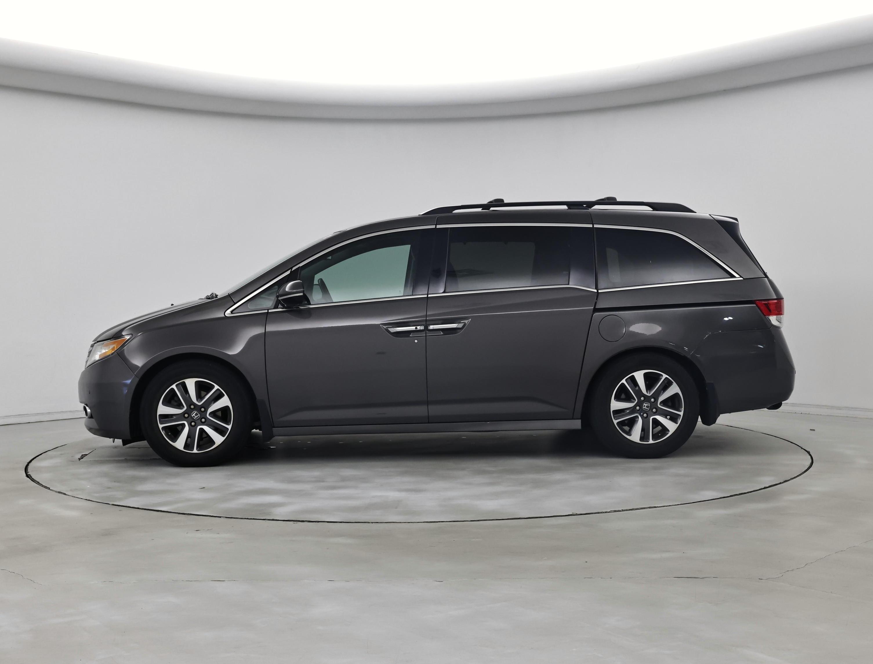 Thumbnail: 2015 Honda Odyssey - 3