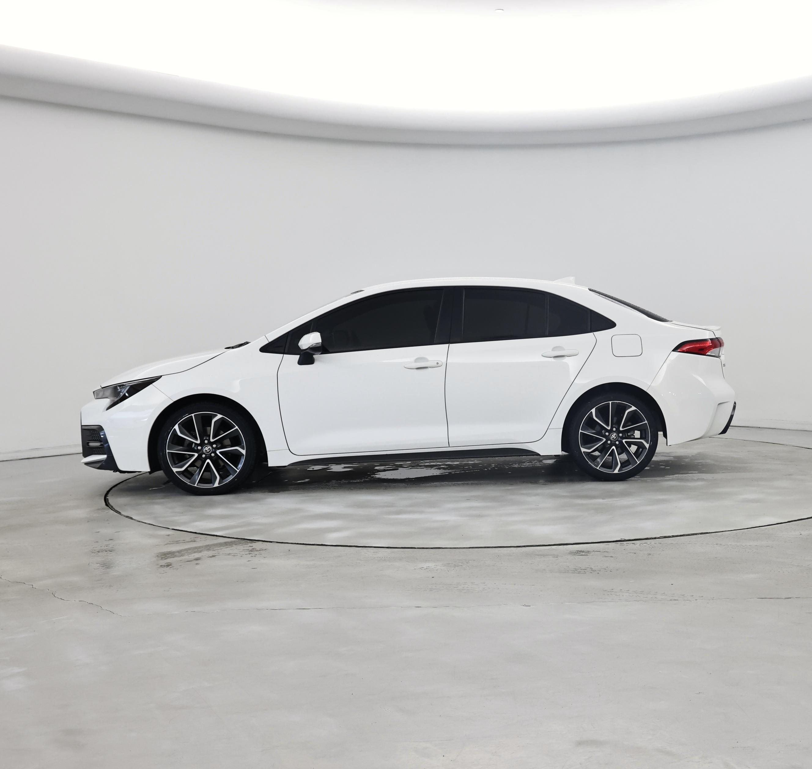 Thumbnail: 2021 Toyota Corolla - 3