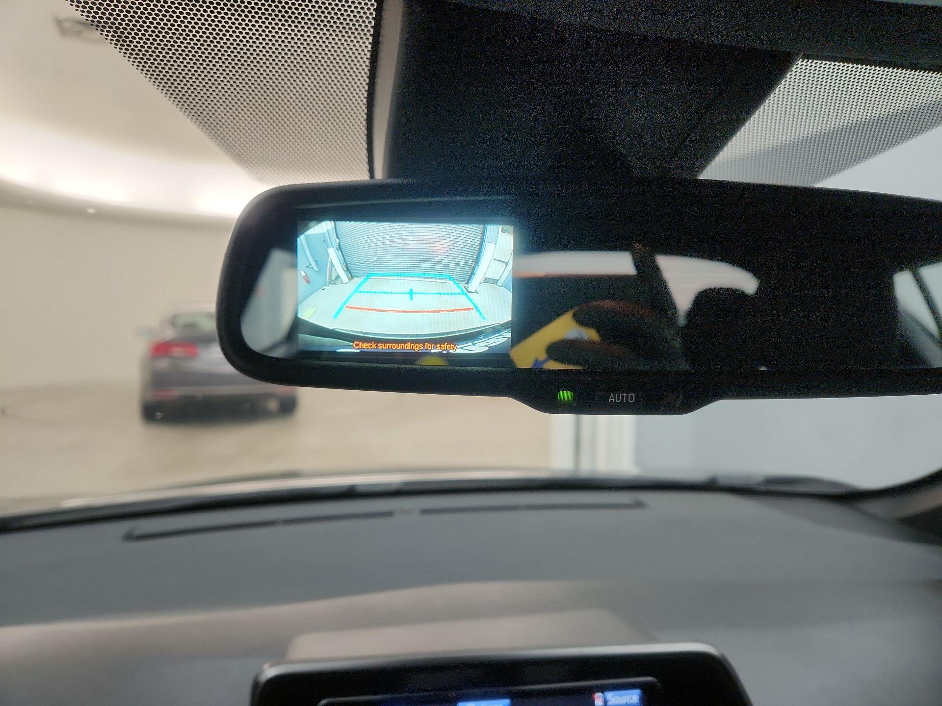 Thumbnail: 2018 Toyota C-HR - 14