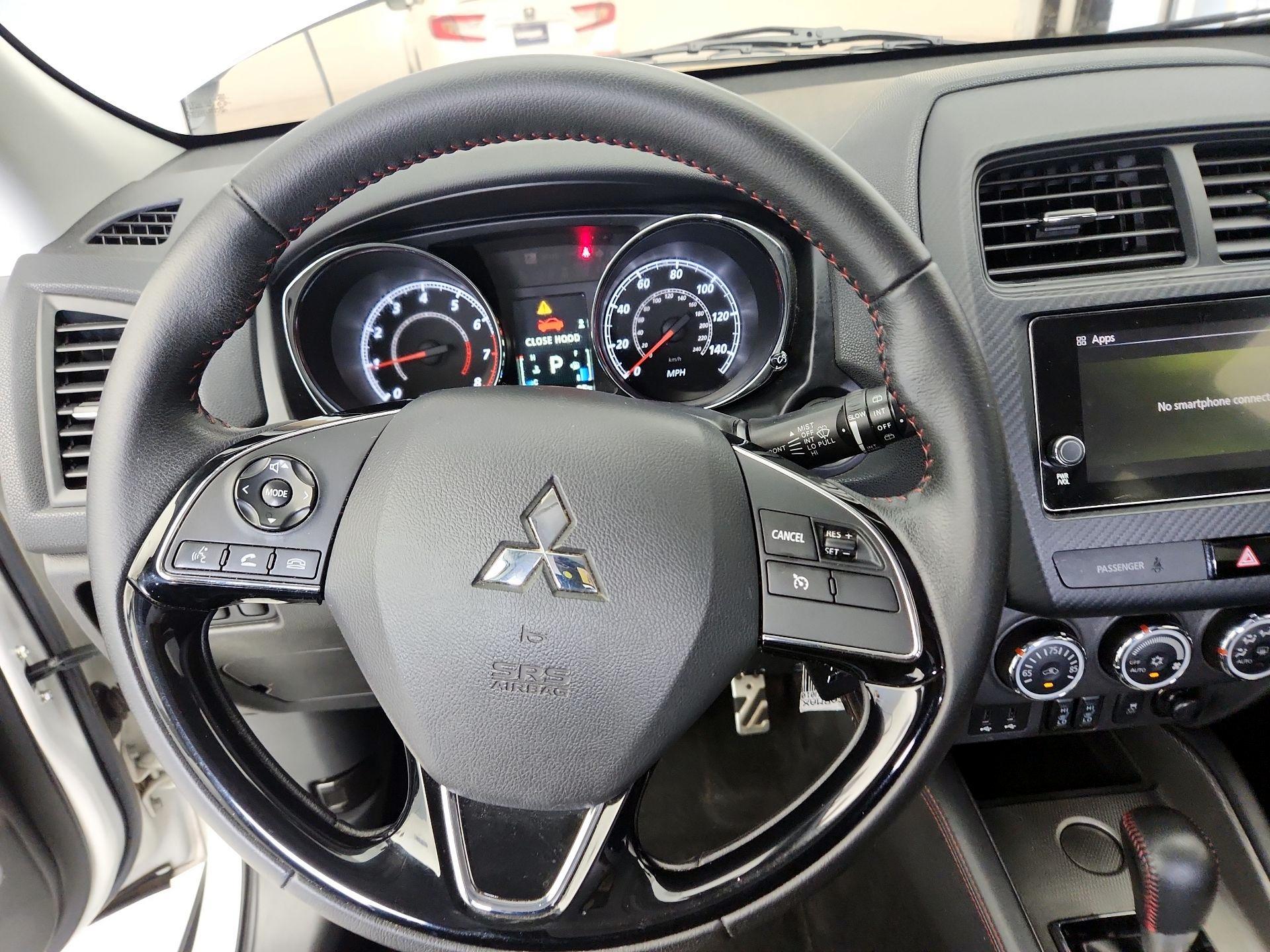 Thumbnail: 2019 Mitsubishi Outlander Sport - 10