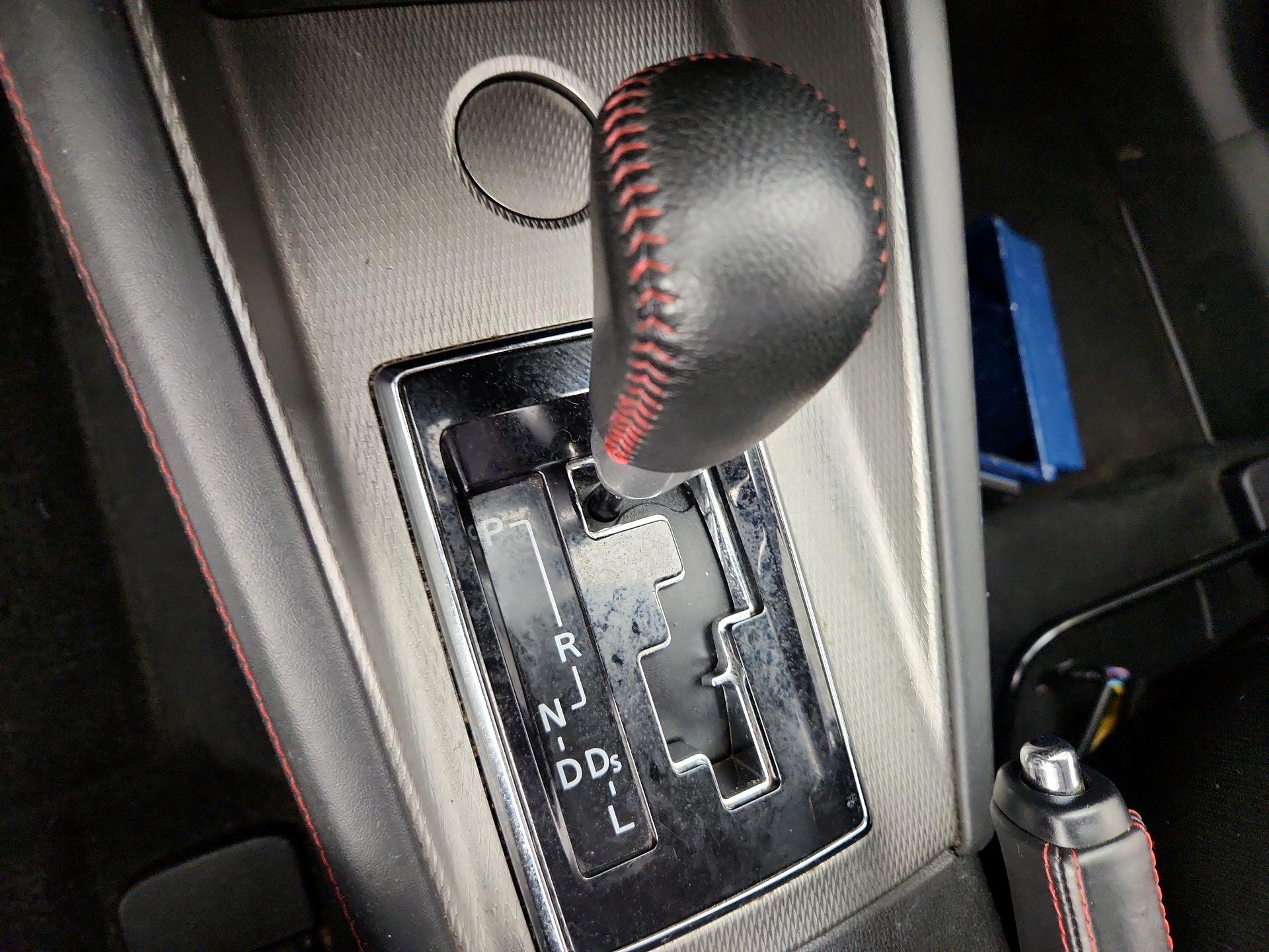 Thumbnail: 2019 Mitsubishi Outlander Sport - 16