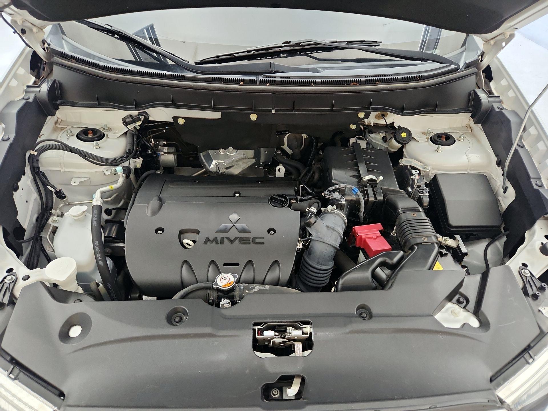 Thumbnail: 2019 Mitsubishi Outlander Sport - 20