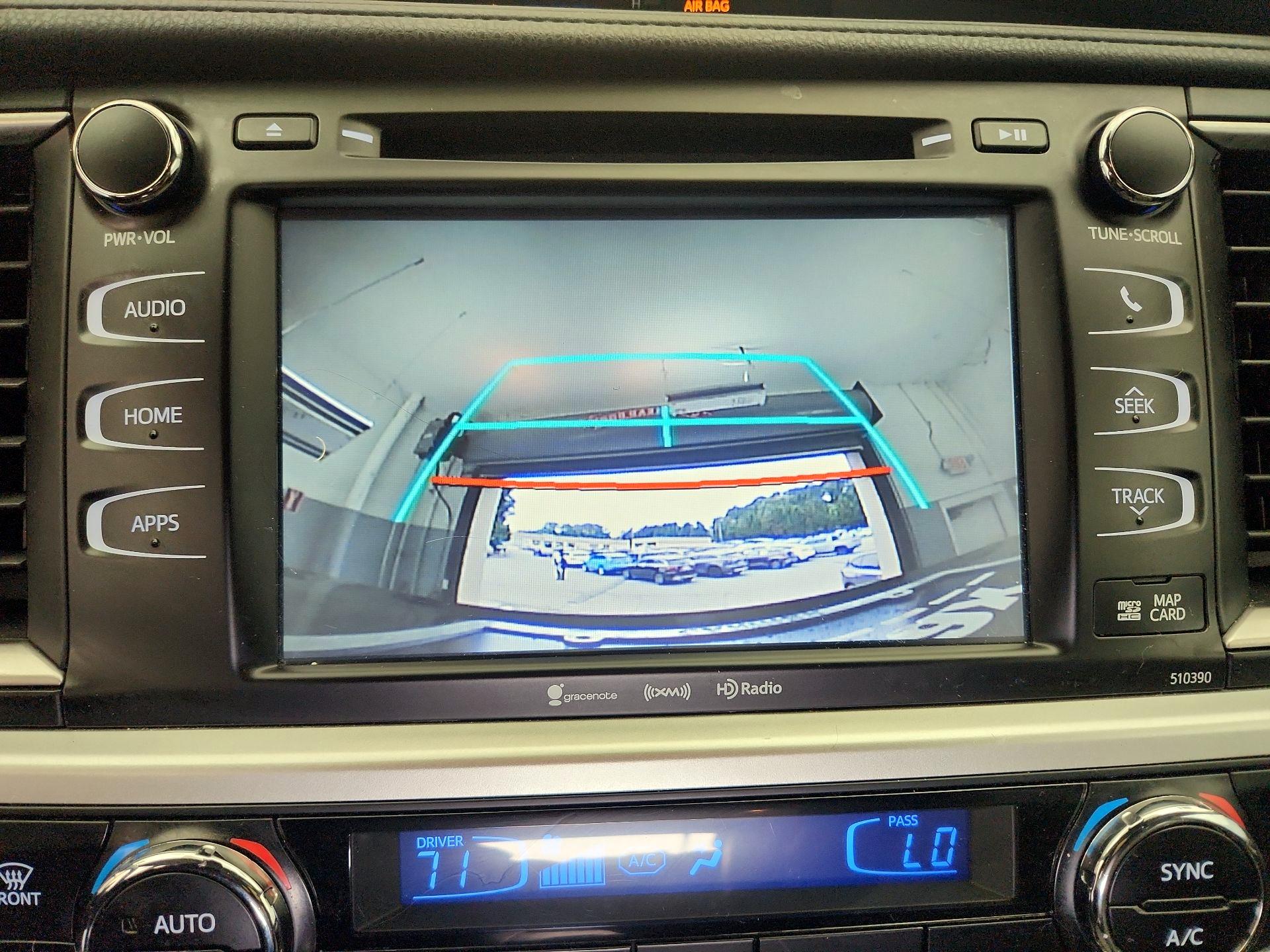 Thumbnail: 2019 Toyota Highlander - 14