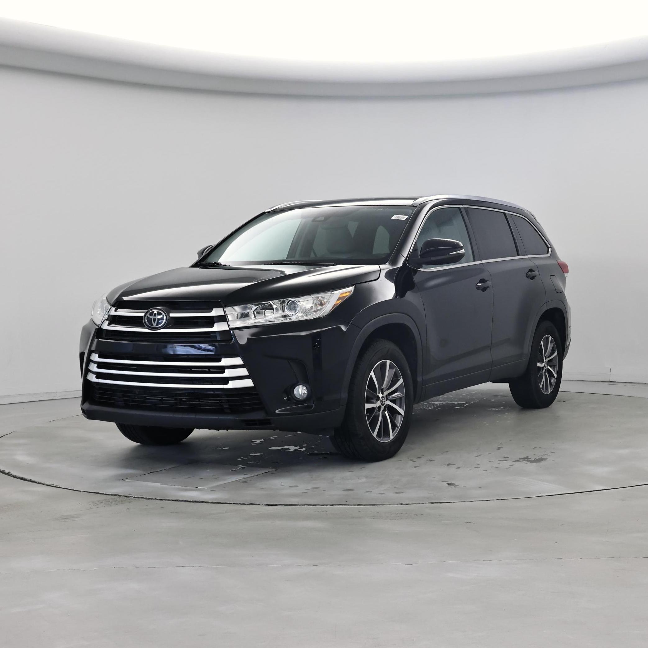 Thumbnail: 2019 Toyota Highlander - 4