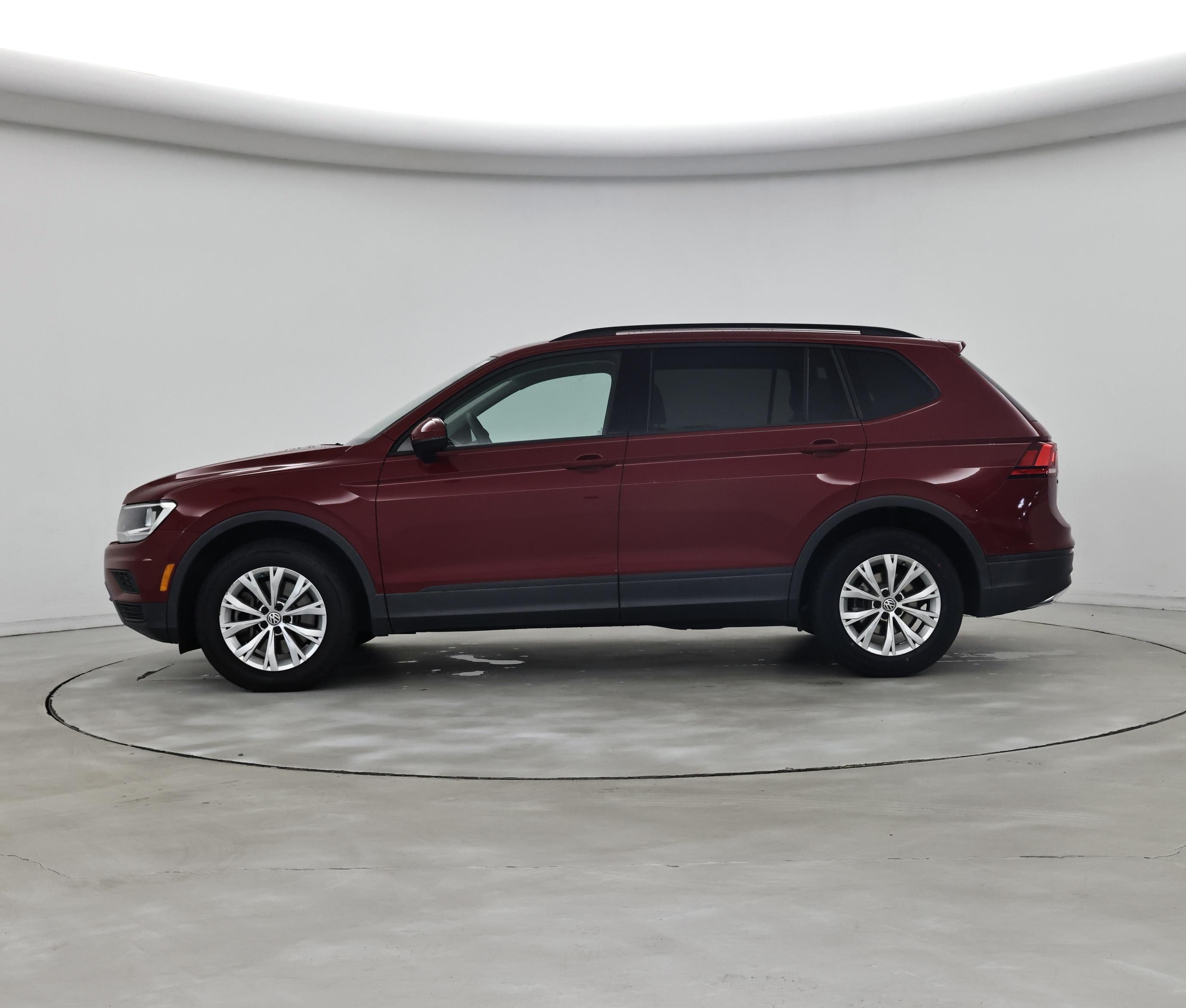 Thumbnail: 2018 Volkswagen Tiguan - 3