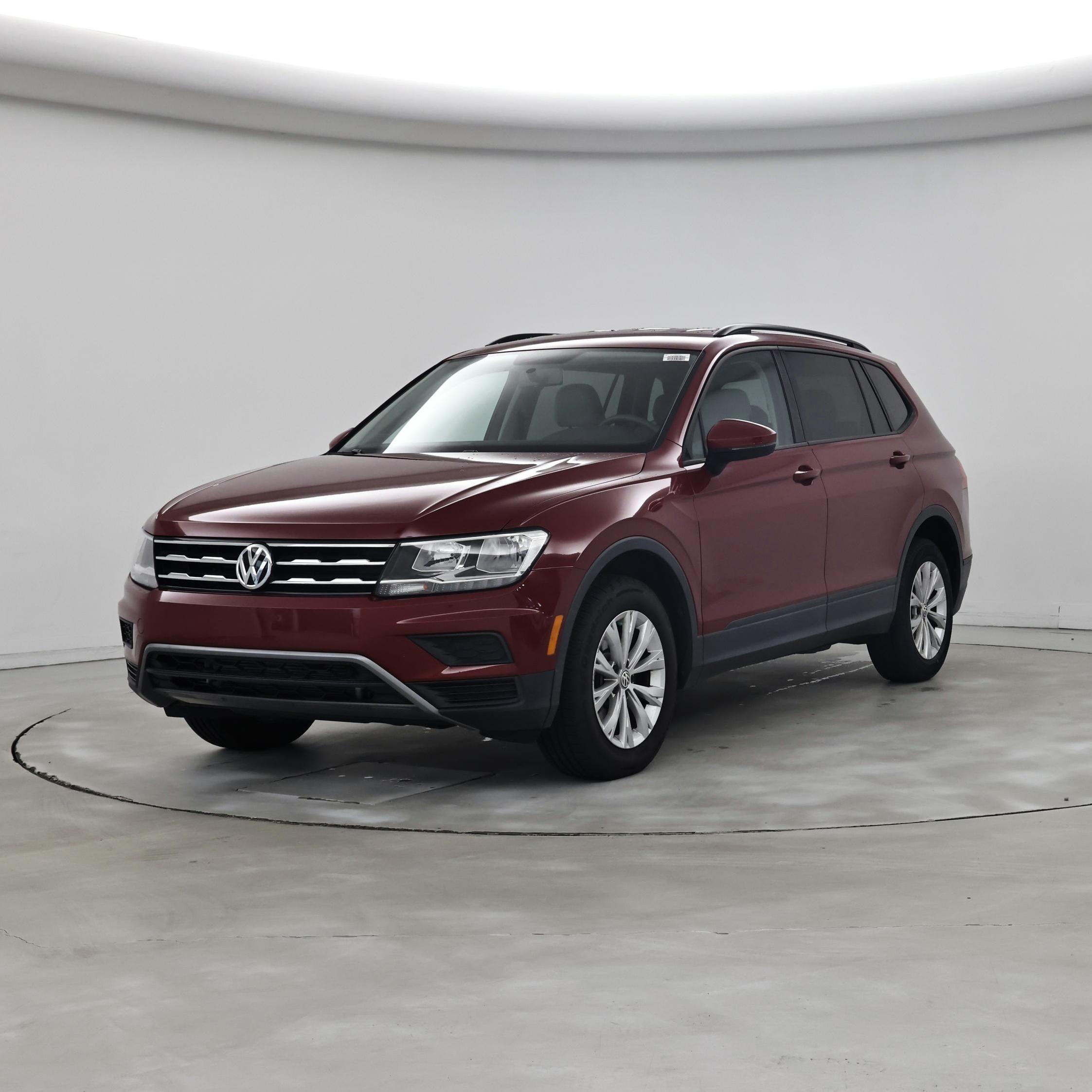 Thumbnail: 2018 Volkswagen Tiguan - 4