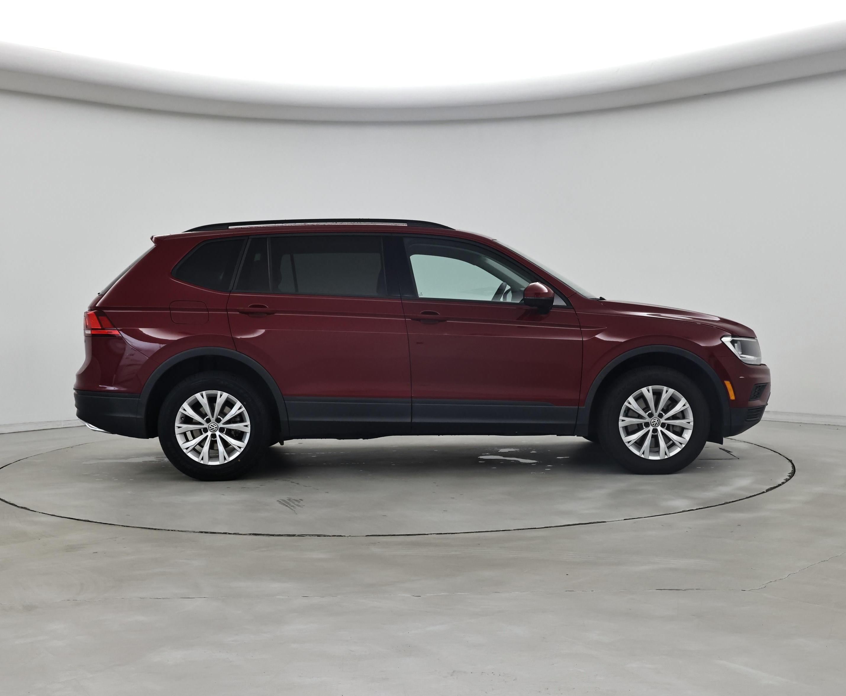 Thumbnail: 2018 Volkswagen Tiguan - 7