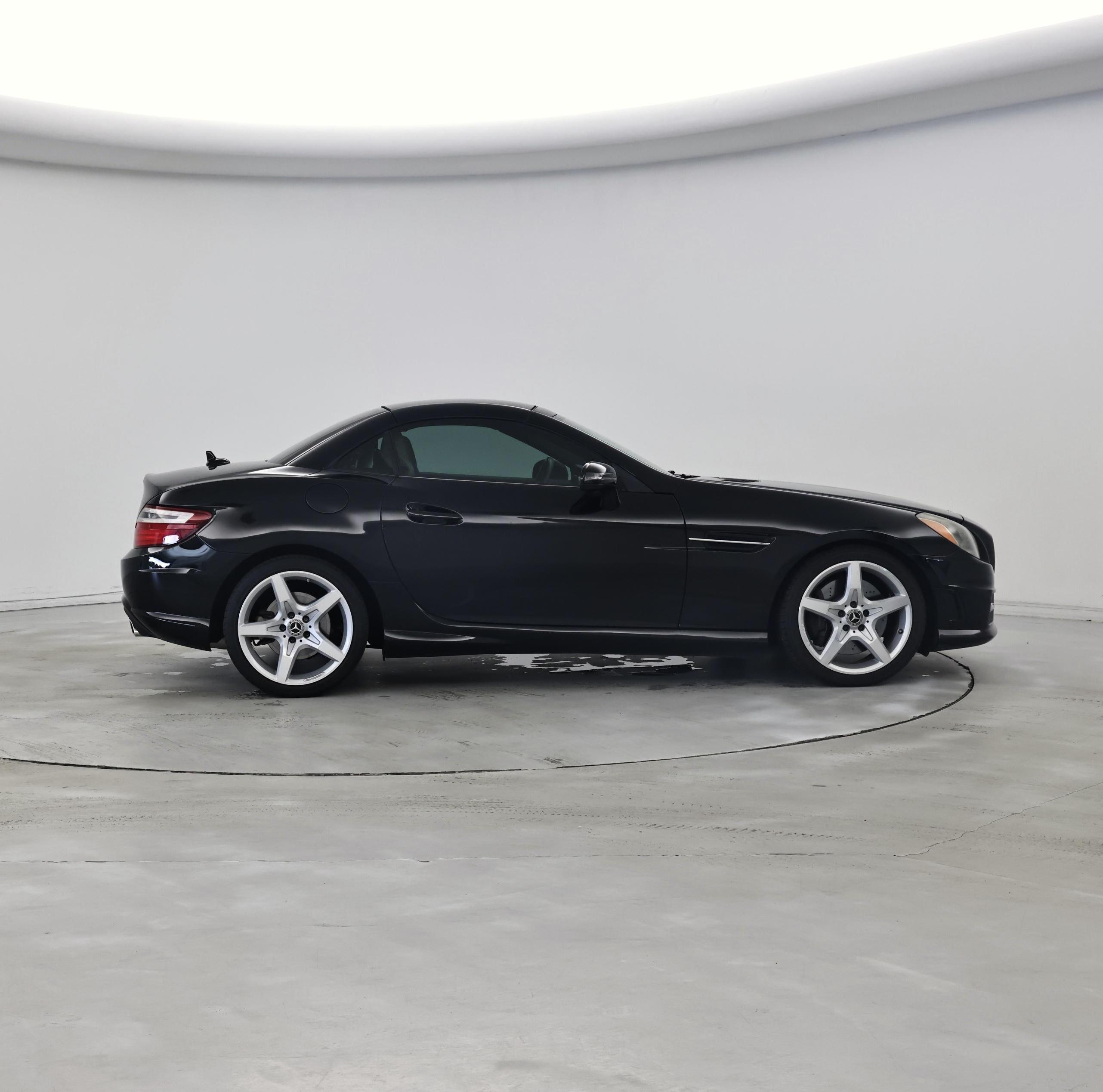 Thumbnail: 2014 Mercedes-Benz SLK - 7