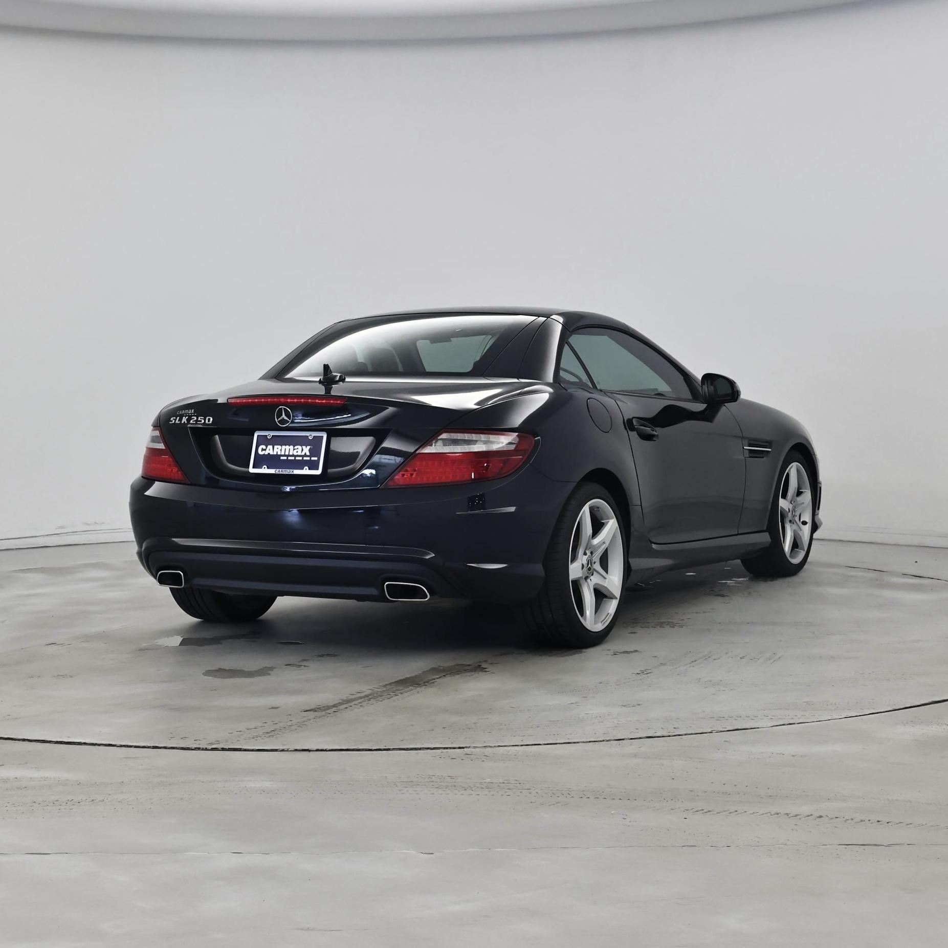 Thumbnail: 2014 Mercedes-Benz SLK - 8